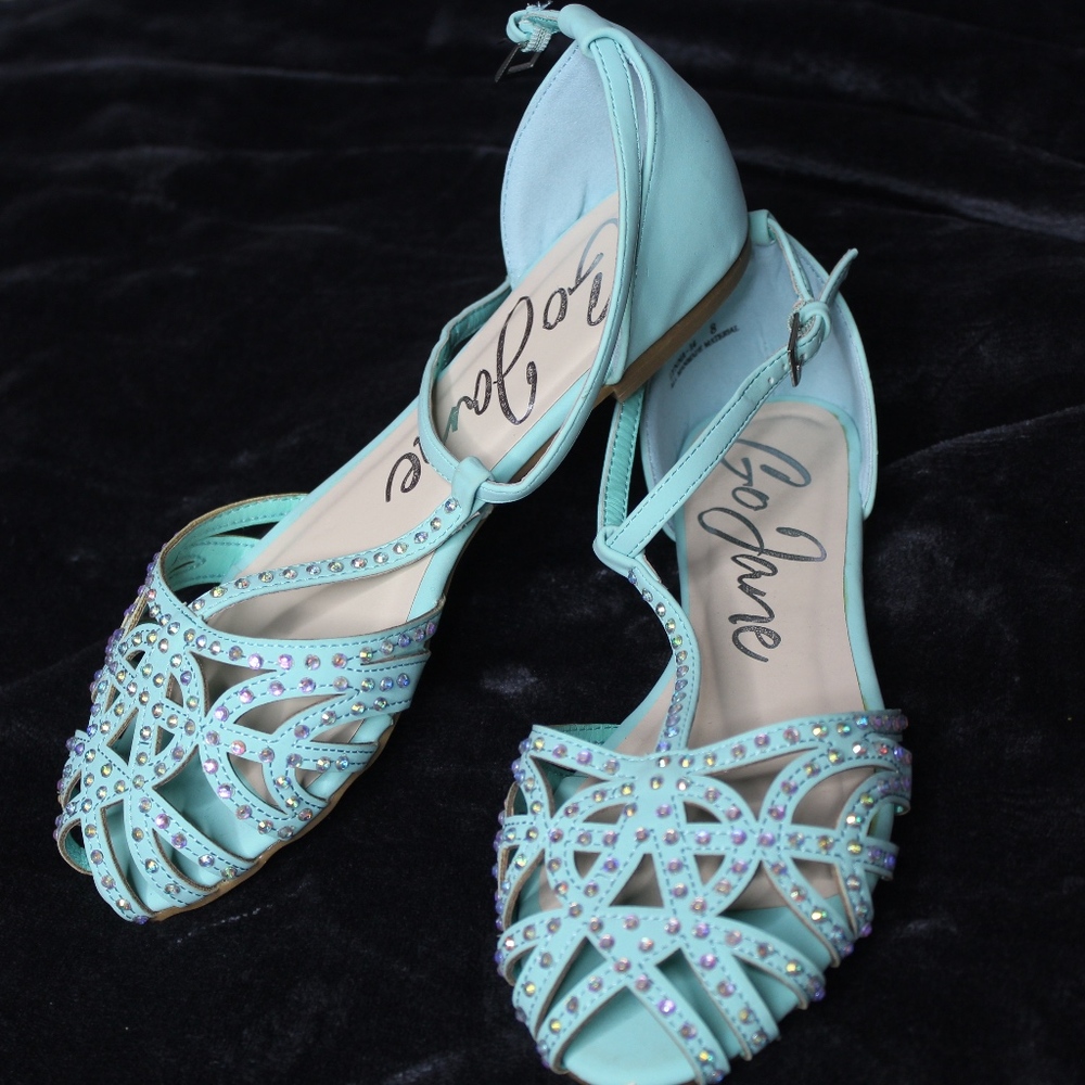 Never Worn Go Jane Flats